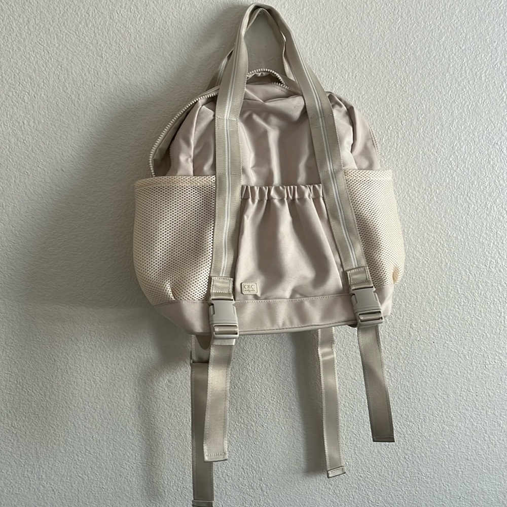 Like New! C&C California Backpack - Cream white no stains, rips or tears!